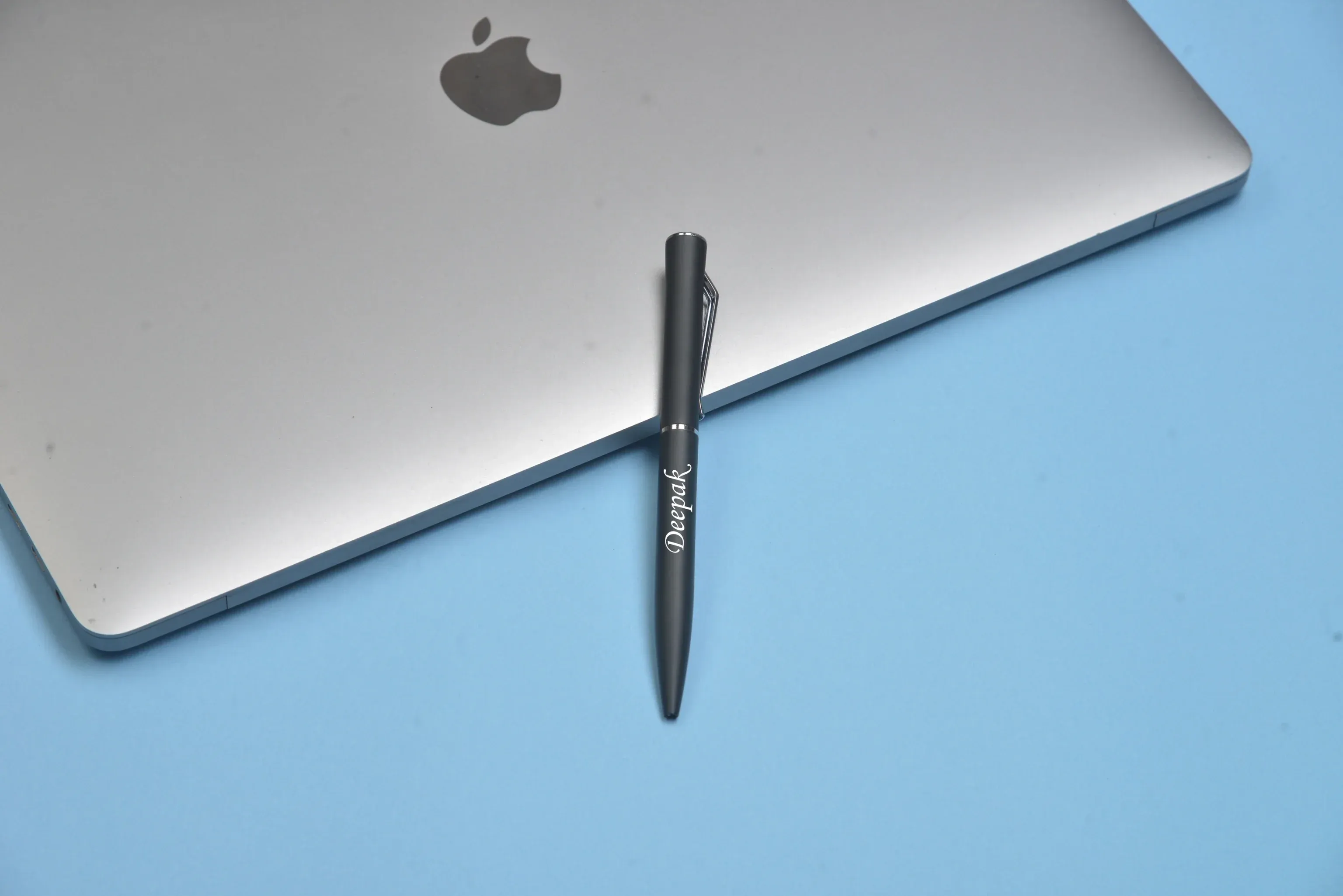 Classy Metal Flip Diary   Classic Metal Pen   Classic Smart Bottle  (Black) - Black