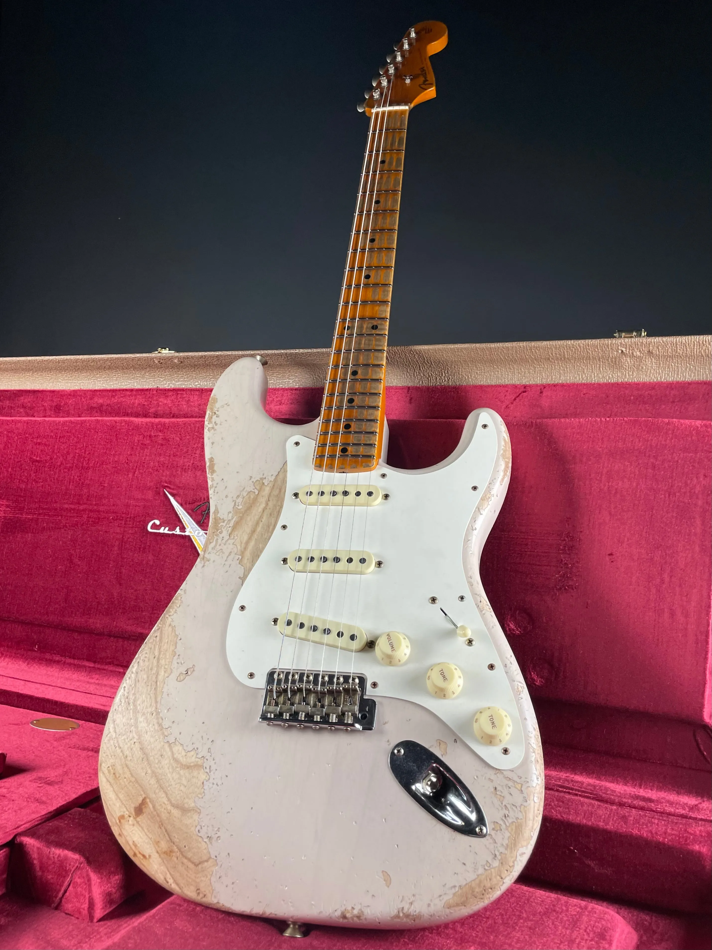 Fender Custom Shop LTD Red Hot Stratocaster, Super Heavy Relic- Aged Dirty White Blonde (7lbs 7oz)
