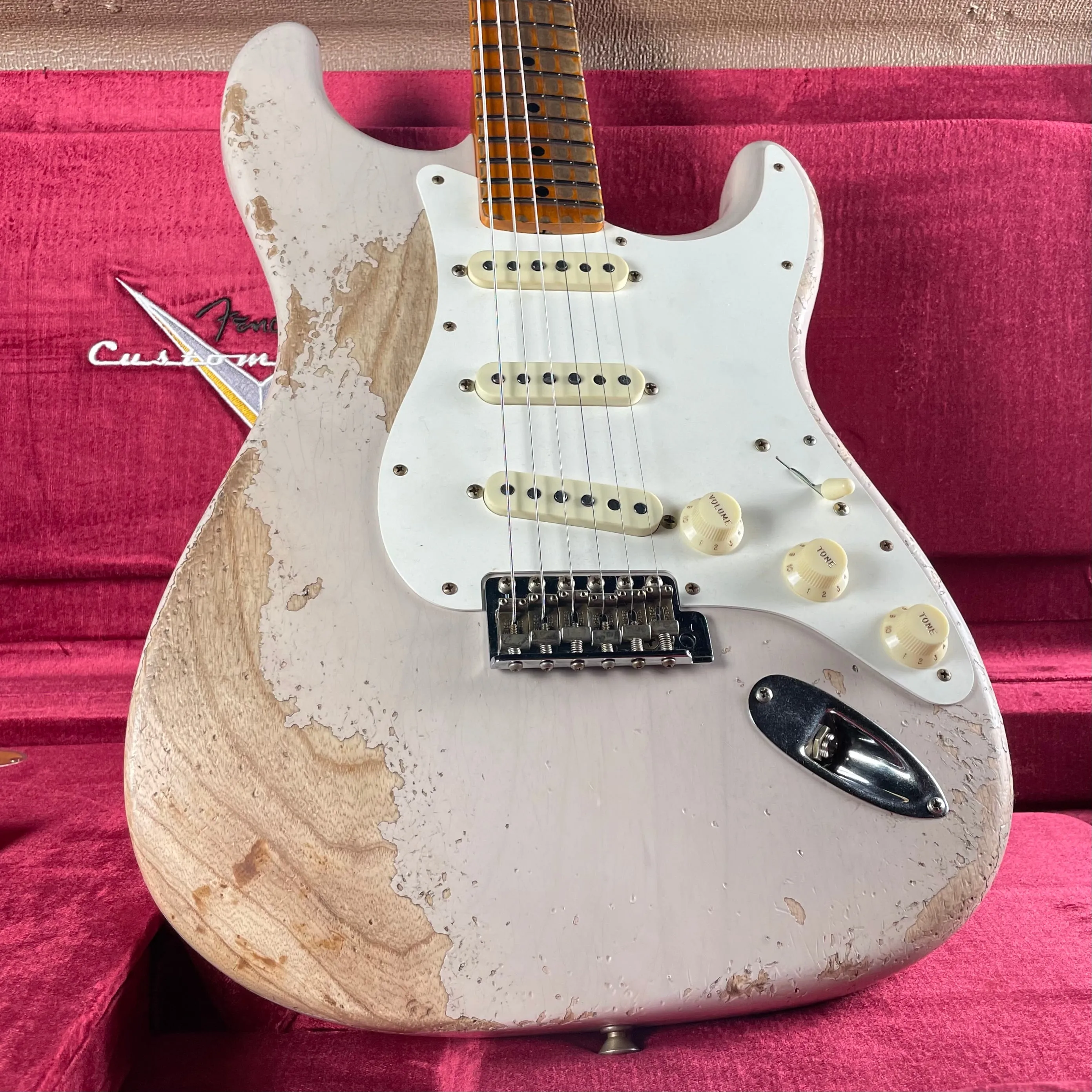 Fender Custom Shop LTD Red Hot Stratocaster, Super Heavy Relic- Aged Dirty White Blonde (7lbs 7oz)
