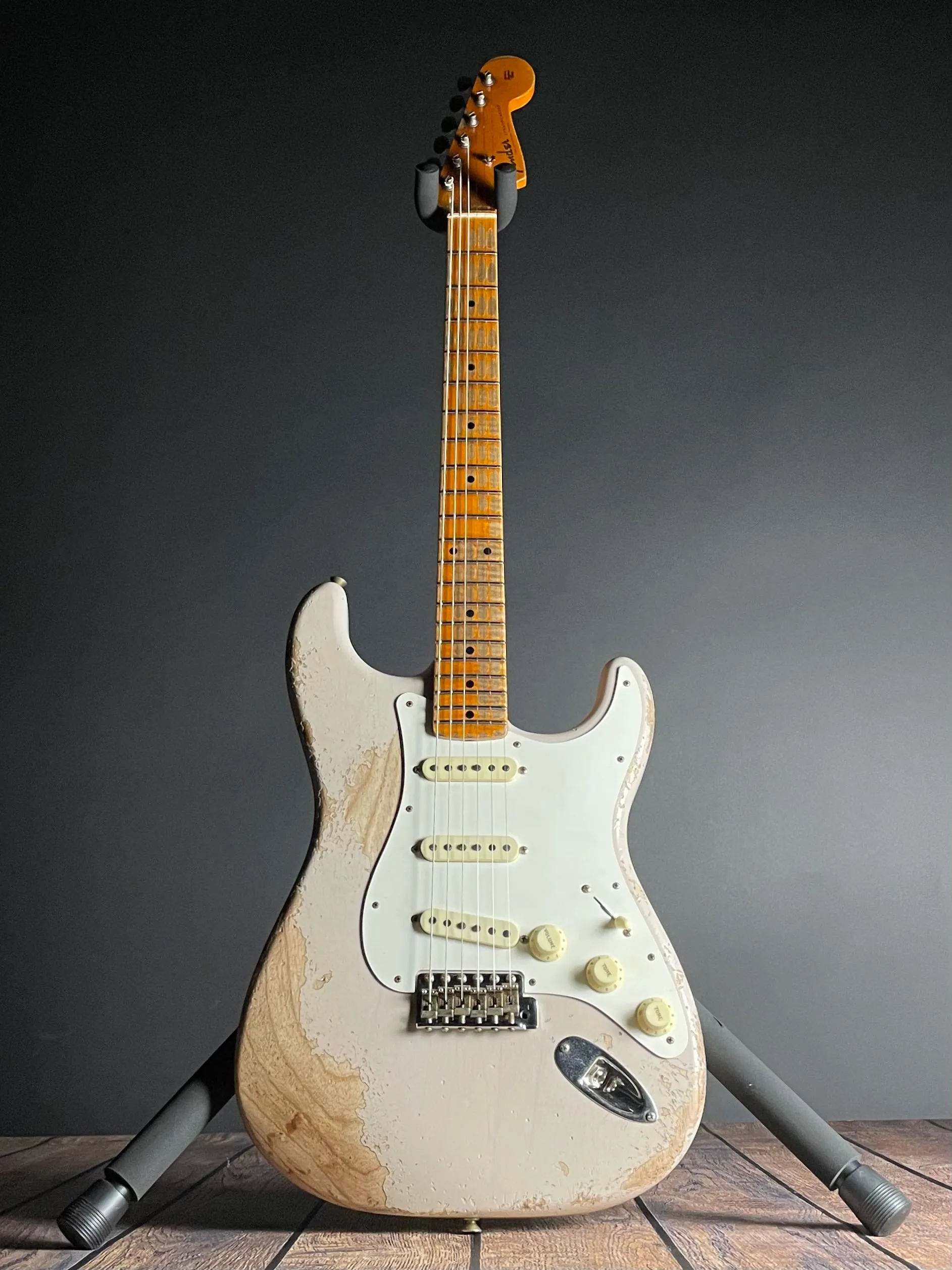 Fender Custom Shop LTD Red Hot Stratocaster, Super Heavy Relic- Aged Dirty White Blonde (7lbs 7oz)