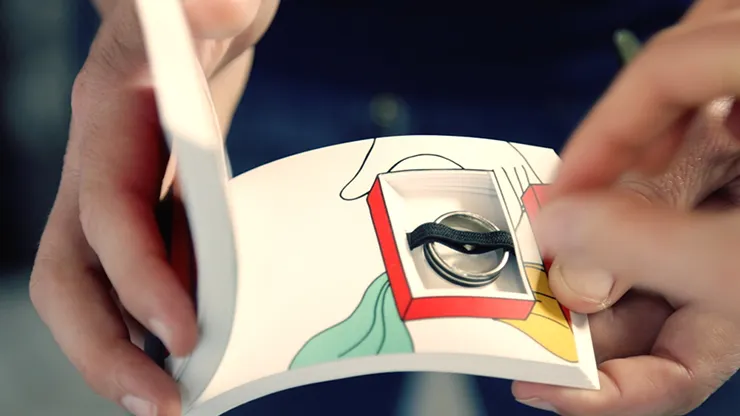 FLIP BOOK MAGICIAN (Gimmick and Online Instructions) by JOTA