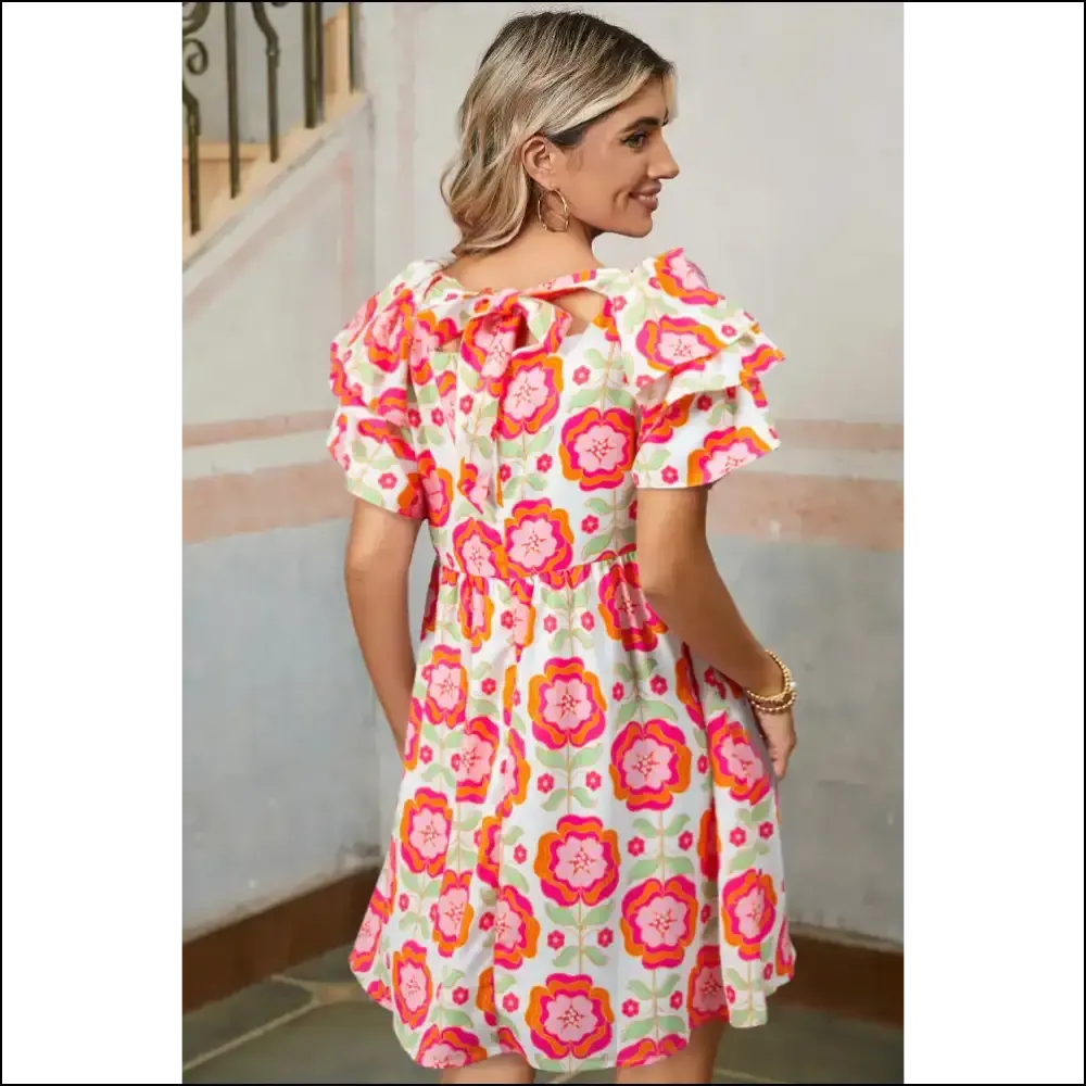 Flirty Rose Floral Dress:  Heartbreak (and a Steal from Needful Things 😈)