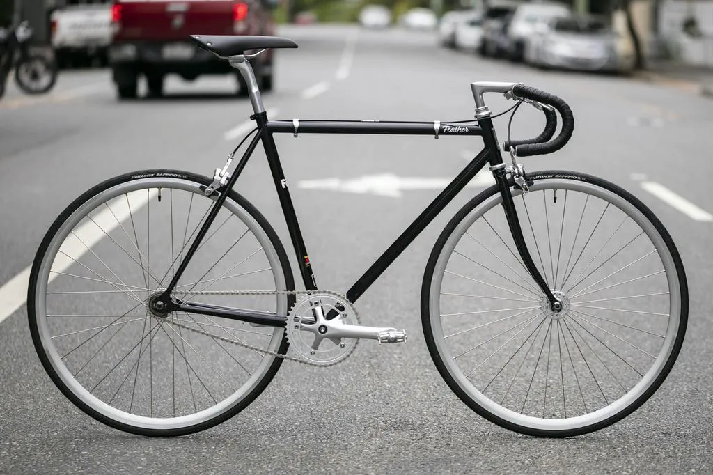 Fuji Feather - Midnight Black - 54cm