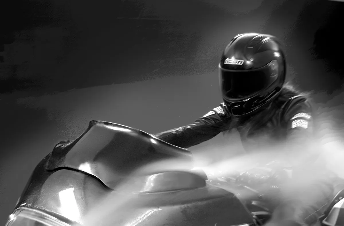 Klock Werks KW05-01-0204 3.5in. Flare Windshield - Black