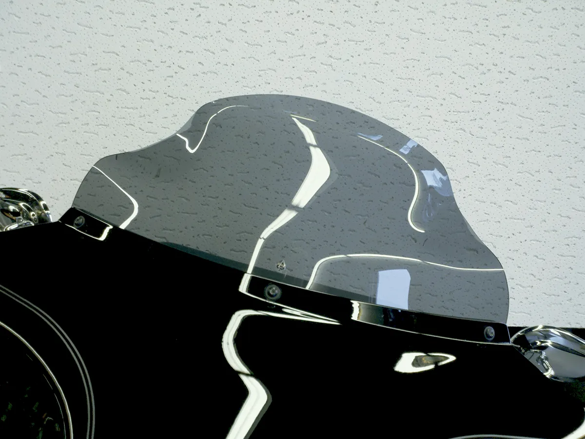 Klock Werks KW05-01-0210 8.5in. Flare Windshield - Dark Smoke