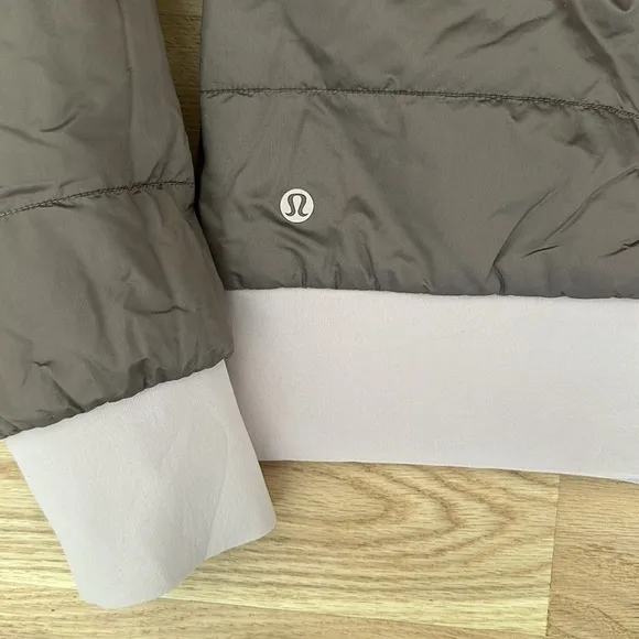 Lululemon Non-Stop Bomber Reversible Dark Chrome Light Pink.Purple Shades Small