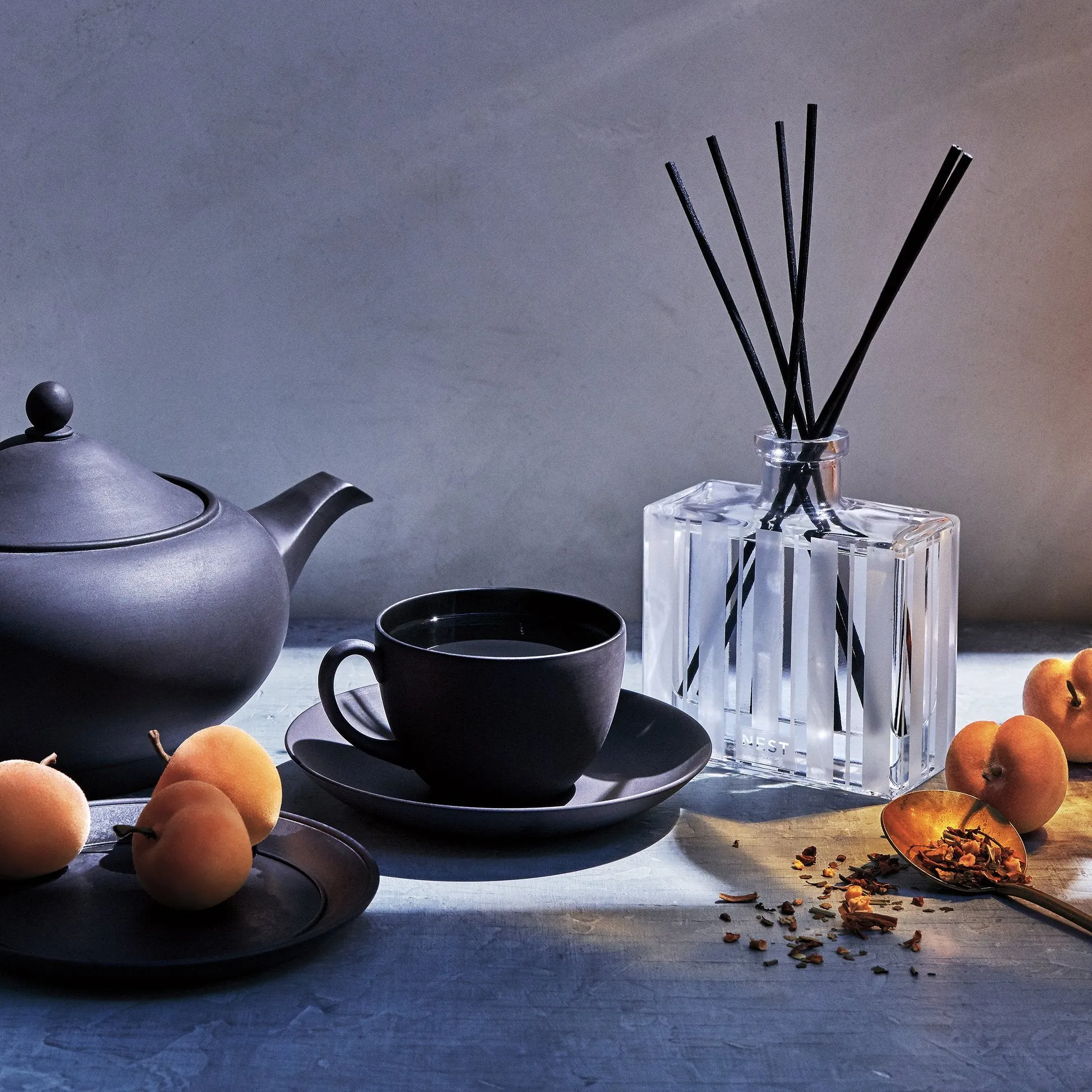 Nest Apricot Tea Reed Diffuser