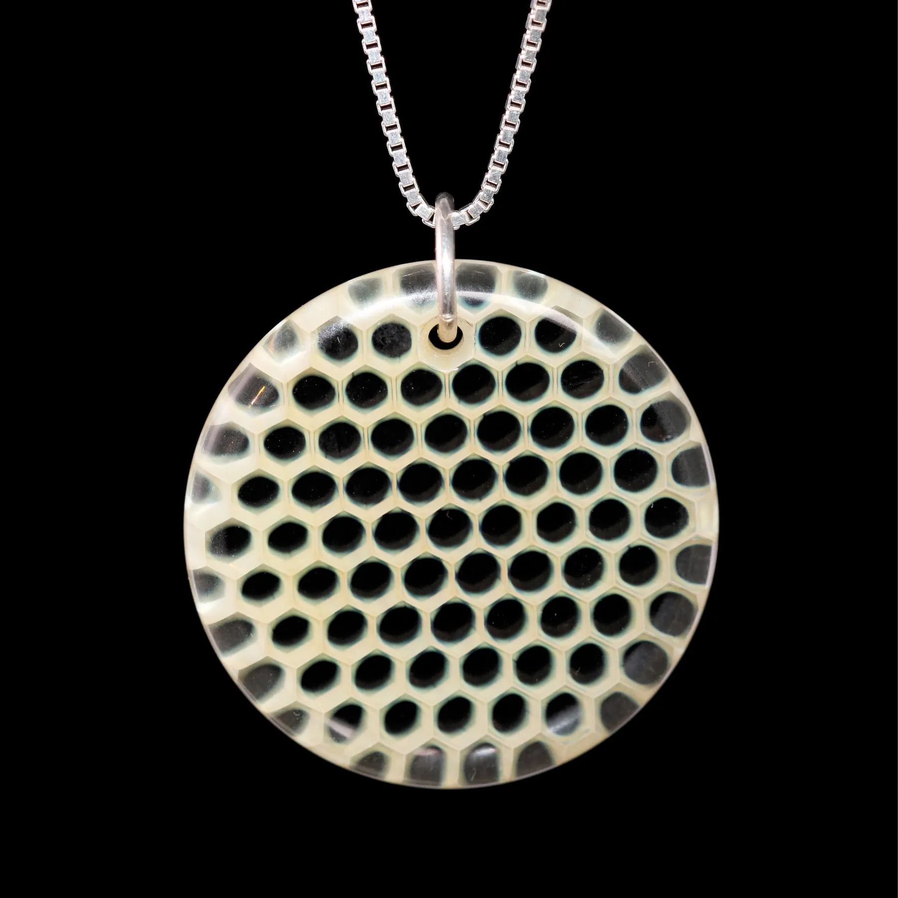 "Asimi" Circular Honeyglass Necklace