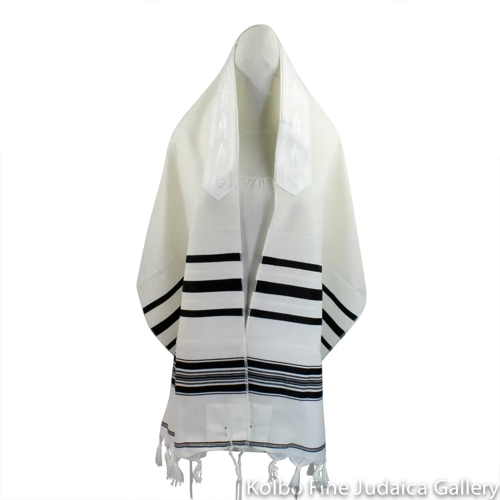 Tallit, Wool
