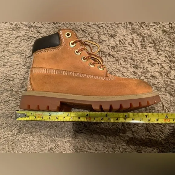 Timberland Toddler Size 10 Wheat Leather Primaloft Lace-Up Waterproof Boots